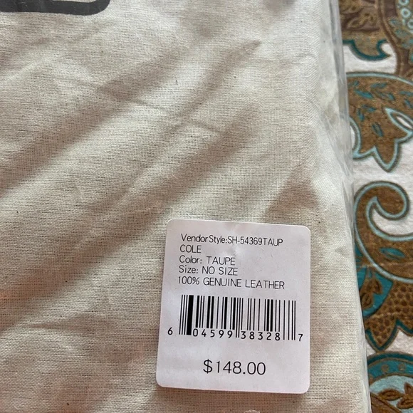 HOBO Cole Quilted Leather Clutch - Picture 6 of 6